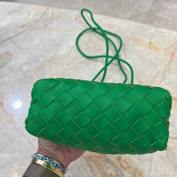 Bottega Veneta Mini loop in parakeet - Picture 7 of 11